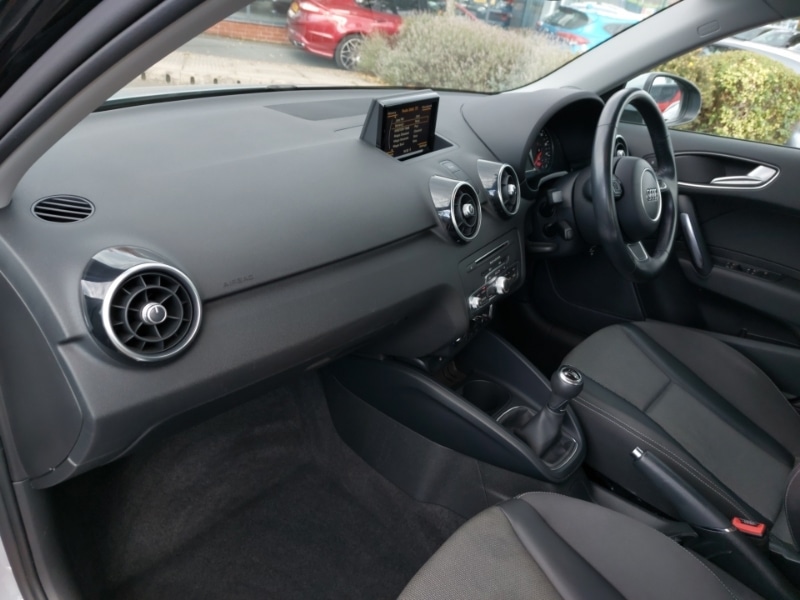 Used Audi A1 2018 for sale - 76160555: Photo 5