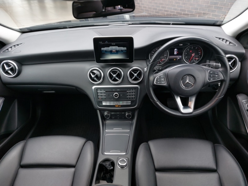 Used Mercedes-Benz A-Class 2018 for sale - 76507123: Photo 2