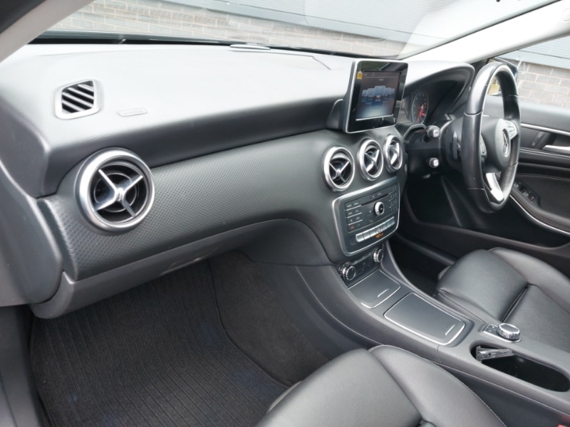 Used Mercedes-Benz A-Class 2018 for sale - 76507123: Photo 5