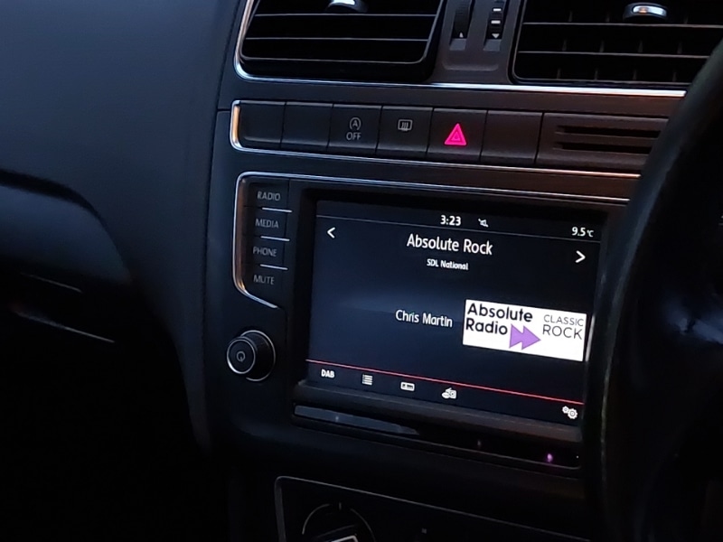 Used Volkswagen Polo 2015 for sale - 77130023: Photo 11