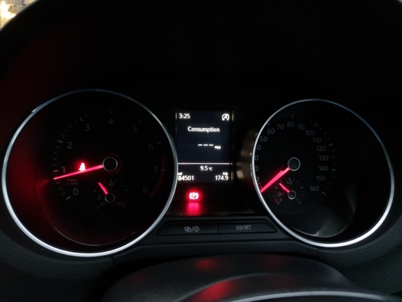 Used Volkswagen Polo 2015 for sale - 77130023: Photo 12