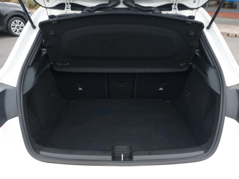 Used Mercedes-Benz A-Class 2019 for sale - 76455873: Photo 8