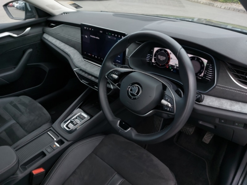 Used Skoda Octavia 2024 for sale - 77999656: Photo 10