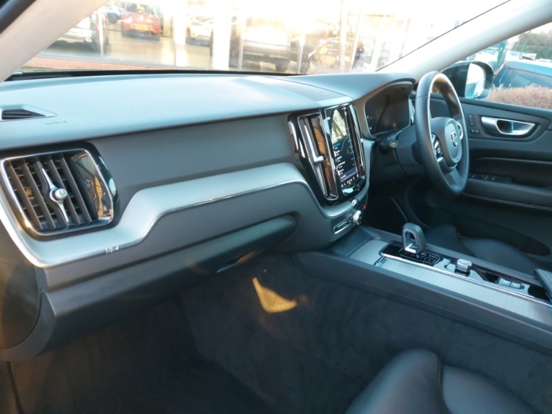 Used Volvo XC60 2023 for sale - 77150164: Photo 5