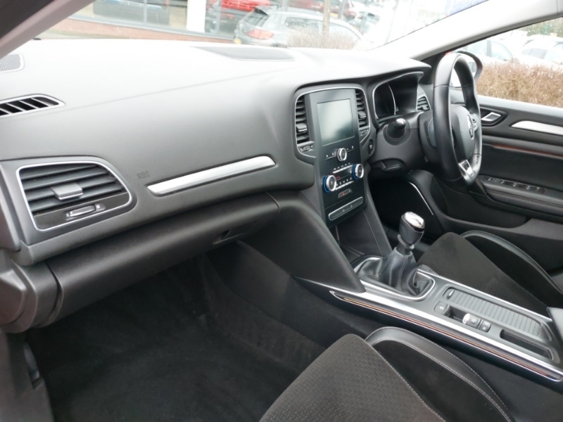 Used Renault Megane 2016 for sale - 77623110: Photo 5