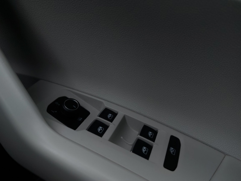 Used Volkswagen Polo 2018 for sale - 77750824: Photo 17