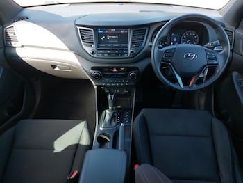 Used Hyundai TUCSON 2018 for sale - 79360872: Photo