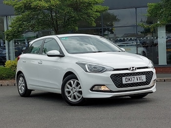 Used Hyundai i20 2017 for sale - 78837309: Photo