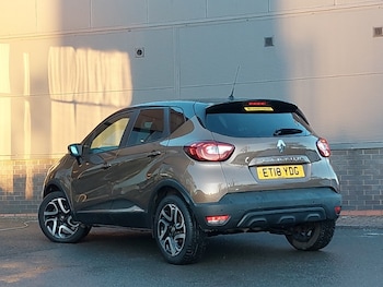 Used Renault Captur 2018 for sale - 77252404: Photo
