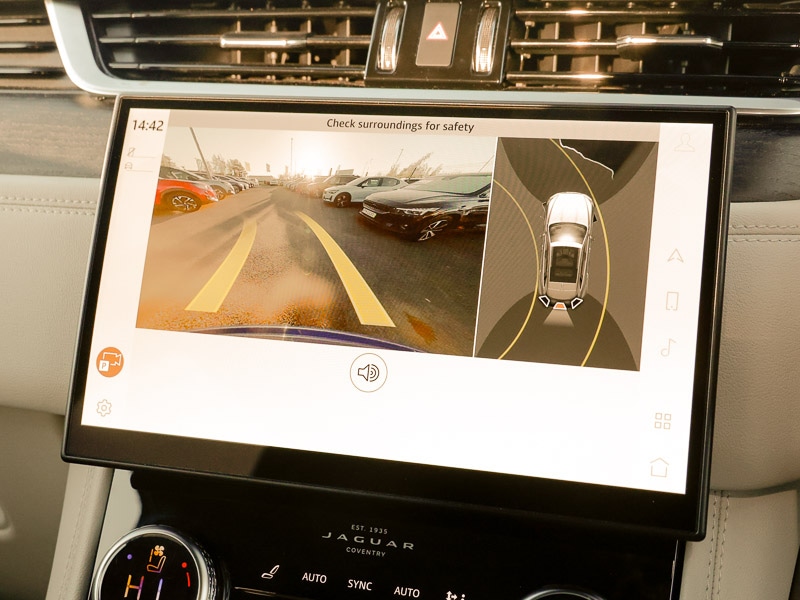 Used Jaguar F-Pace 2022 for sale - 76614208: Photo 12