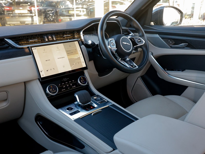 Used Jaguar F-Pace 2022 for sale - 76614208: Photo 15