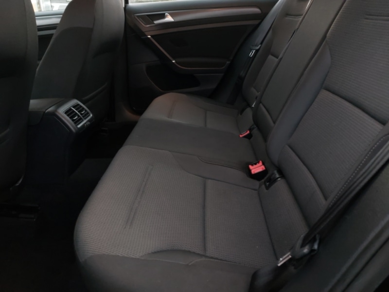 Used Volkswagen Golf 2018 for sale - 77232794: Photo 6