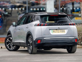 Used Peugeot 2008 2022 for sale - 76427584: Photo