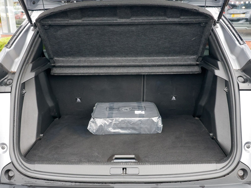 Used Peugeot 2008 2022 for sale - 76427584: Photo 8