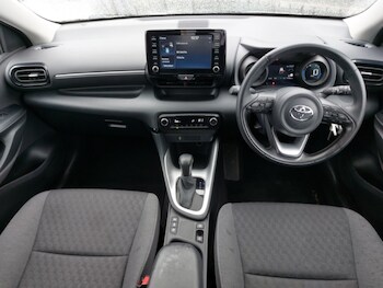 Used Toyota Yaris 2023 for sale - 78865556: Photo