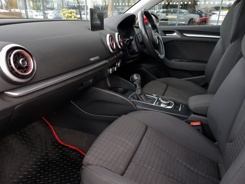 Used Audi A3 2017 for sale - 76795574: Photo 5