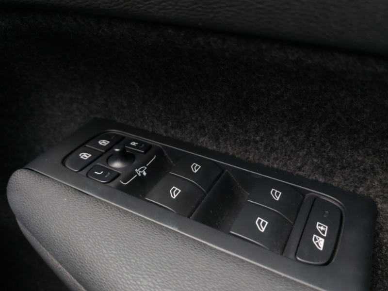 Used Volvo XC40 2022 for sale - 76308963: Photo 16