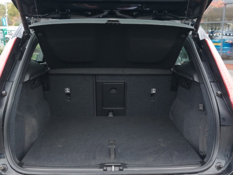 Used Volvo XC40 2022 for sale - 76308963: Photo 8