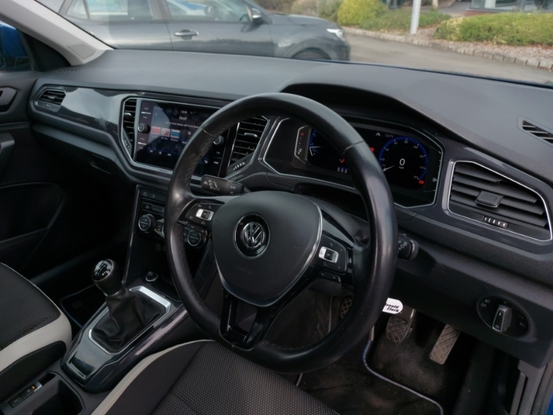 Used Volkswagen T-Roc 2018 for sale - 76348553: Photo 10