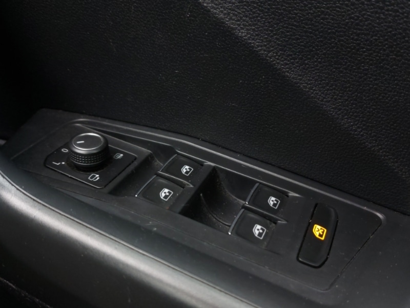 Used Volkswagen T-Roc 2018 for sale - 76348553: Photo 13