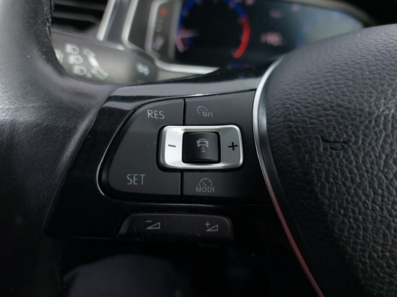 Used Volkswagen T-Roc 2018 for sale - 76348553: Photo 16