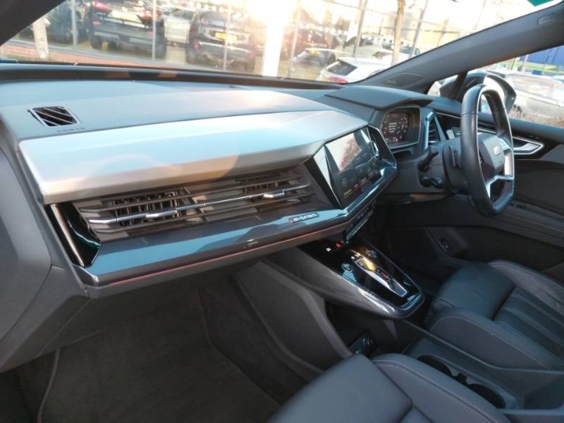 Used Audi Q4 e-tron 2022 for sale - 76630504: Photo 5