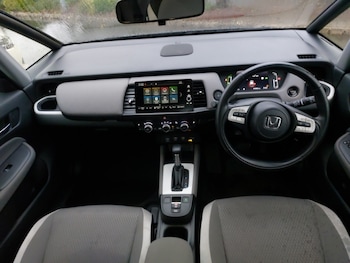 Used Honda Jazz 2023 for sale - 76583549: Photo