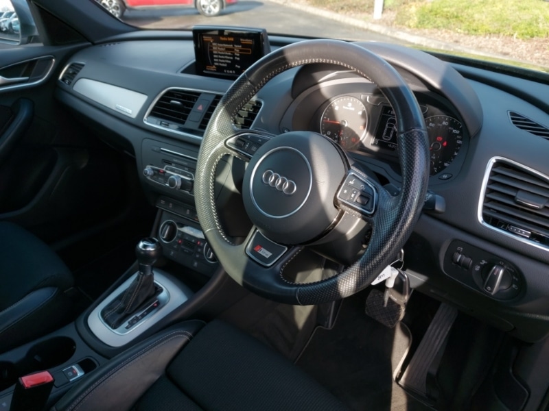 Used Audi Q3 2016 for sale - 77265119: Photo 10