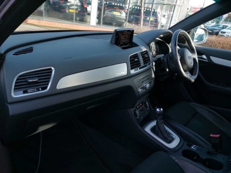 Used Audi Q3 2016 for sale - 77265119: Photo 5