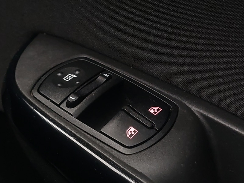 Used Vauxhall Corsa 2016 for sale - 77062796: Photo 15