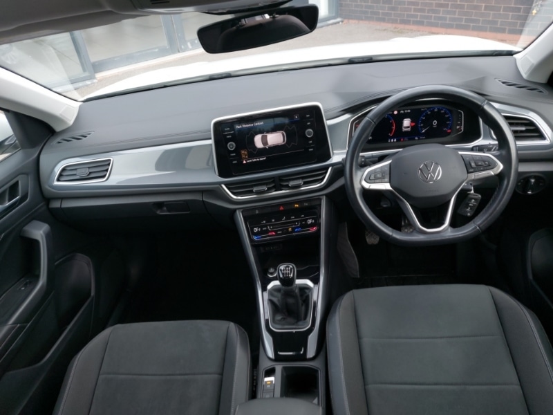 Used Volkswagen T-Roc 2022 for sale - 76150766: Photo 2