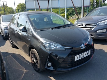 Used Toyota Yaris 2019 for sale - 78771168: Photo
