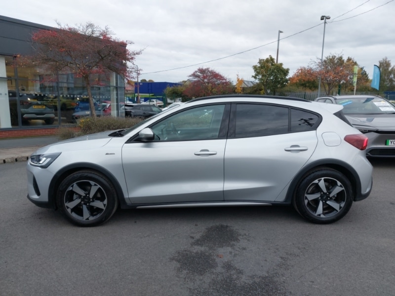 Used Ford Focus 2023 for sale - 76393271: Photo 4