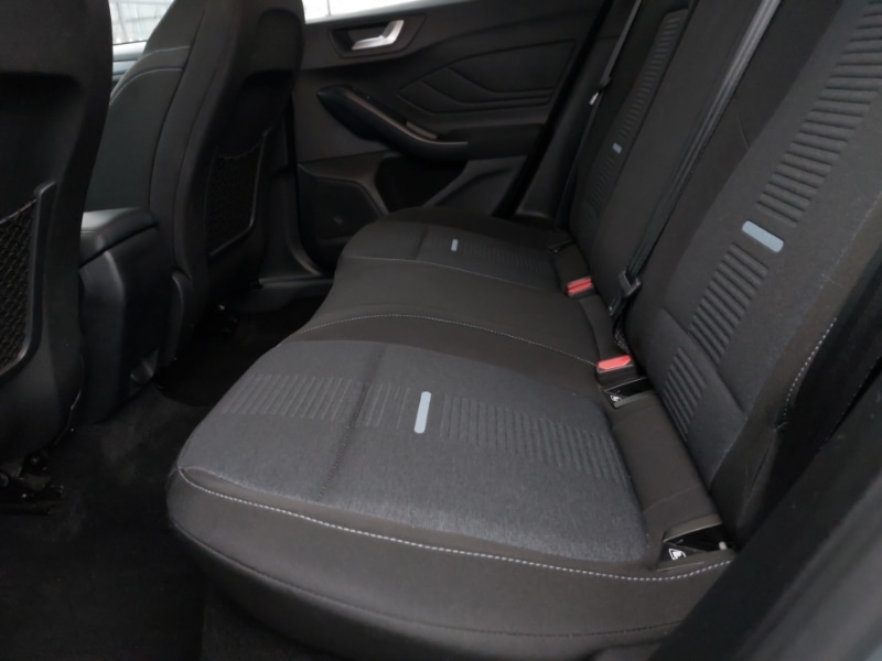 Used Ford Focus 2023 for sale - 76393271: Photo 6