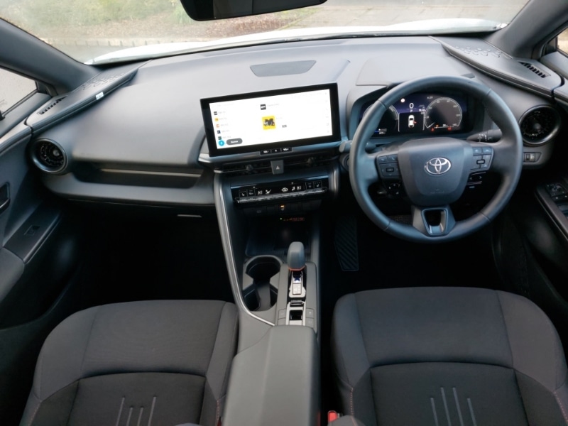 Used Toyota C-HR 2025 for sale - 77610764: Photo 2