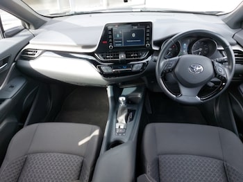 Used Toyota C-HR 2022 for sale - 75900633: Photo