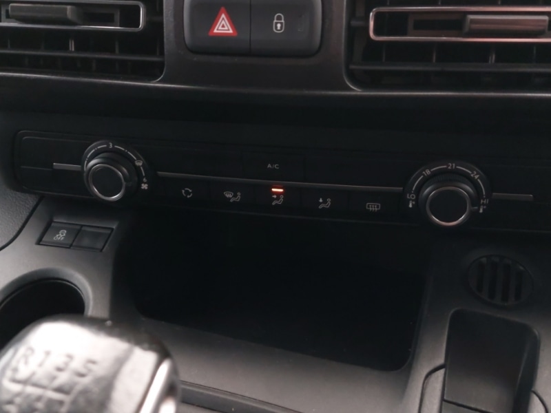 Used Vauxhall Combo Life 2019 for sale - 76358848: Photo 17