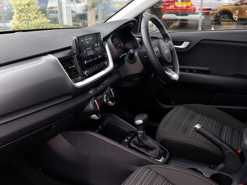 Used Kia Stonic 2023 for sale - 76704787: Photo 14