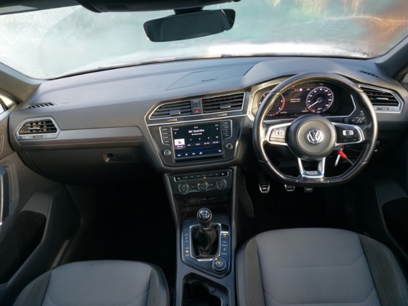 Used Volkswagen Tiguan 2017 for sale - 76893490: Photo 2