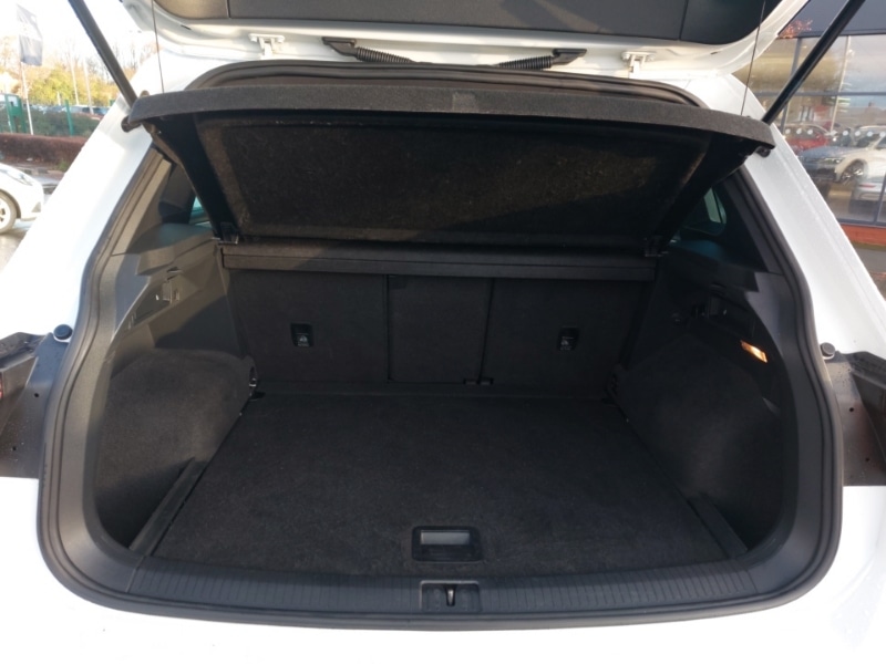 Used Volkswagen Tiguan 2017 for sale - 76893490: Photo 8