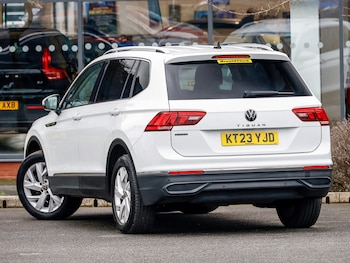 Used Volkswagen Tiguan Allspace 2023 for sale - 77522540: Photo