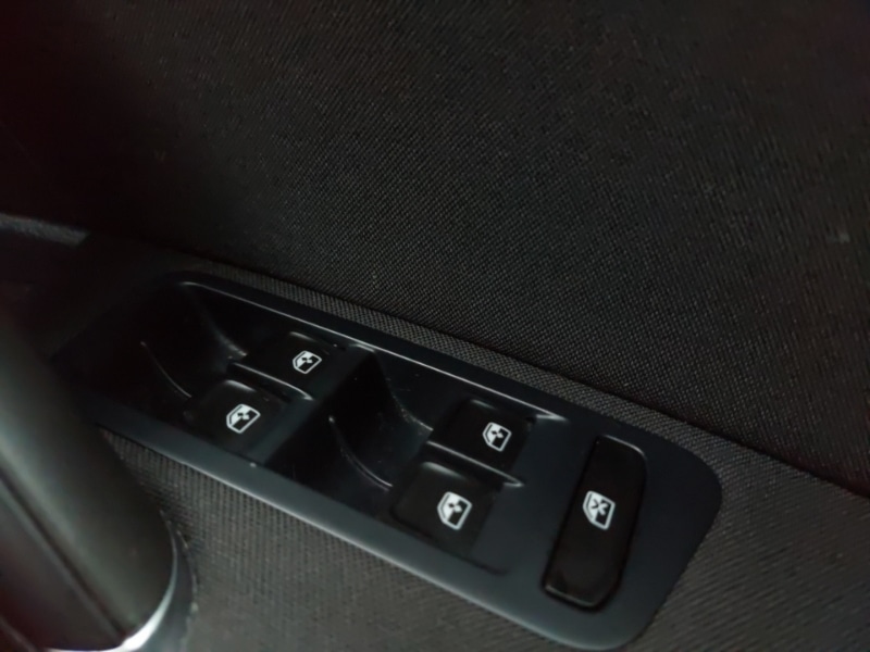 Used Volkswagen Golf 2018 for sale - 77130024: Photo 15