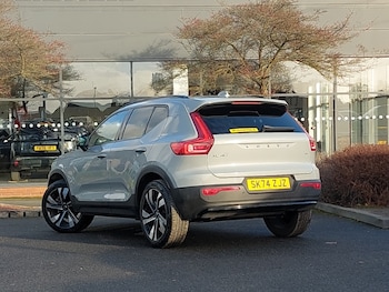 Used Volvo XC40 2024 for sale - 76906569: Photo