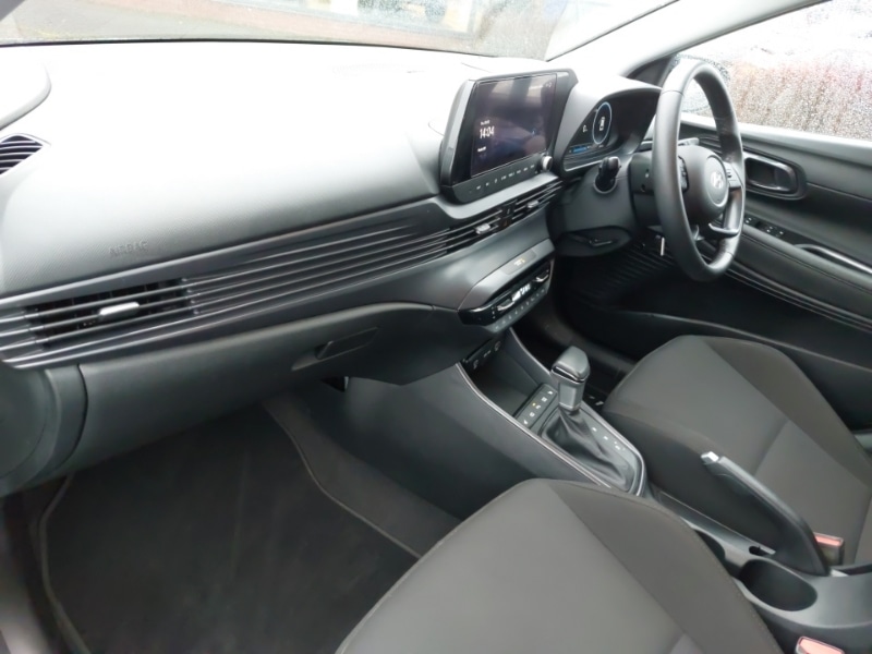 Used Hyundai i20 2024 for sale - 77502995: Photo 5