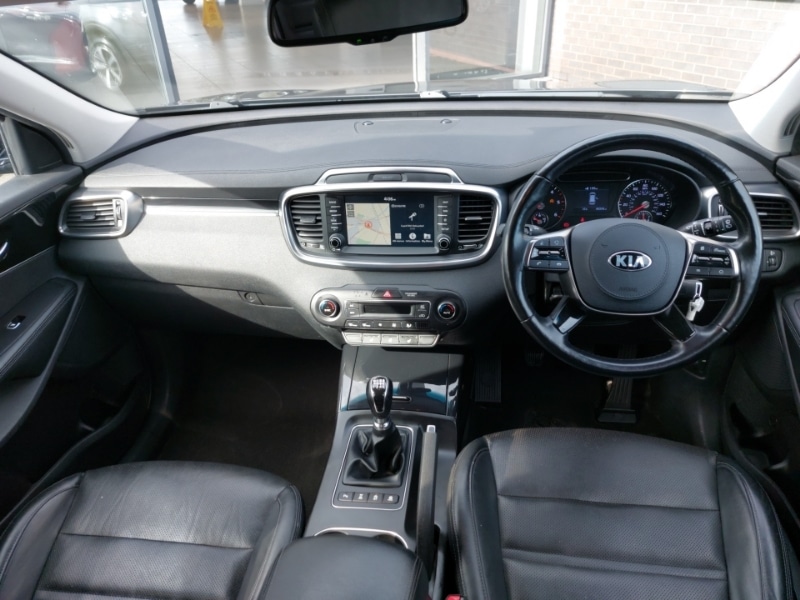 Used Kia Sorento 2019 for sale - 76331600: Photo 2