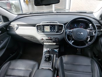 Used Kia Sorento 2019 for sale - 76331600: Photo