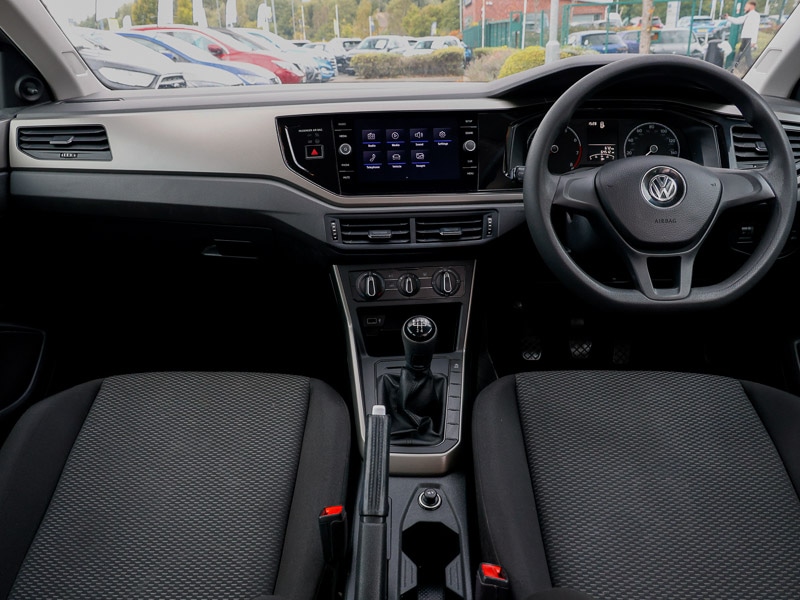 Used Volkswagen Polo 2018 for sale - 76160658: Photo 2