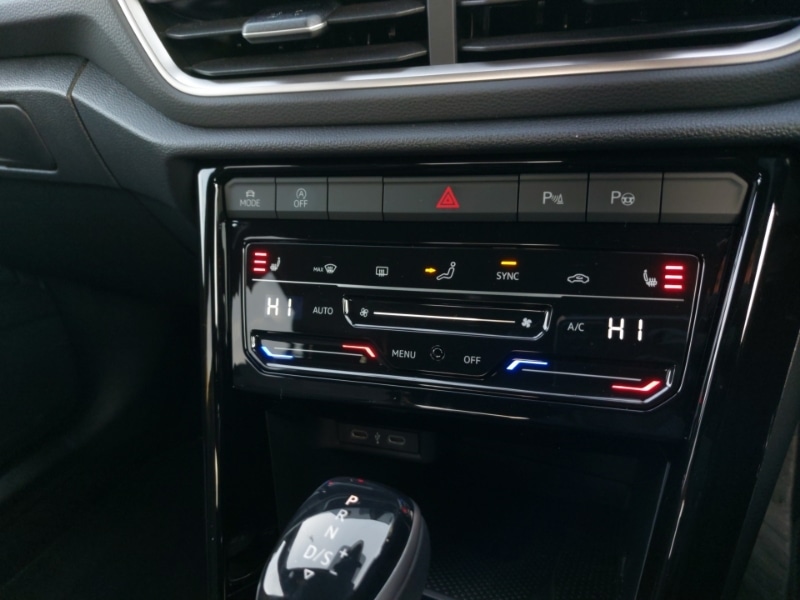 Used Volkswagen T-Roc 2025 for sale - 77114605: Photo 12