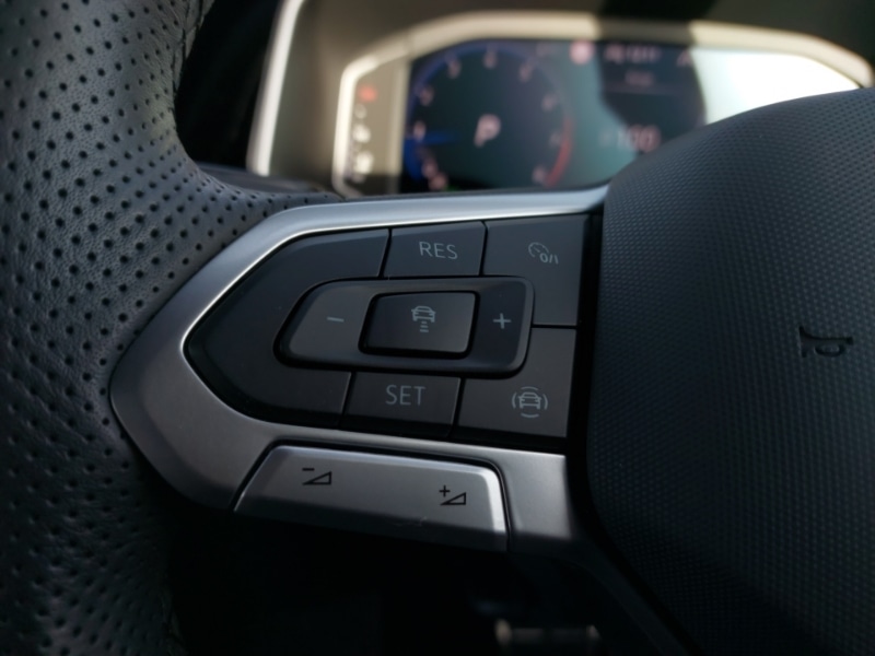 Used Volkswagen T-Roc 2025 for sale - 77114605: Photo 14