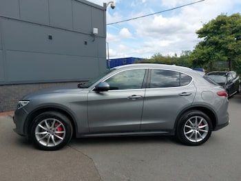 Used Alfa Romeo Stelvio 2019 for sale - 75442360: Photo